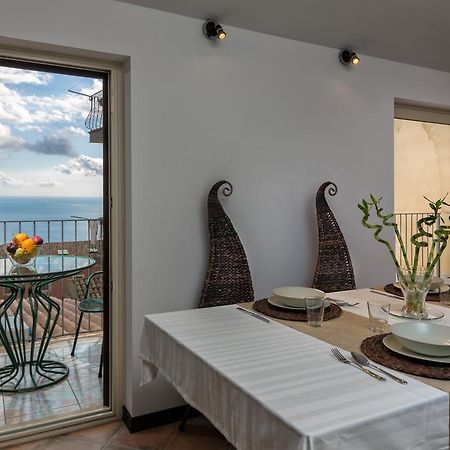 Giasone Apartments Taormina Bagian luar foto